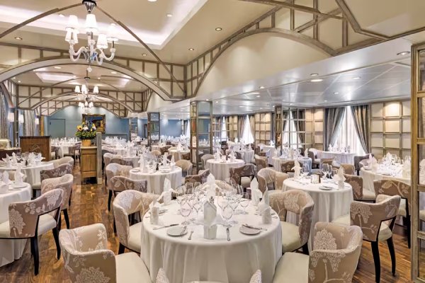 Oceania Marina Gallery Image